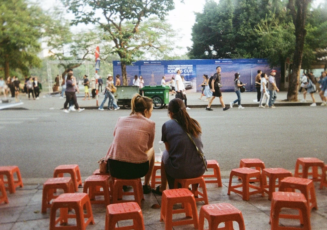 ao-tank-top-the-thao-giai-ma-suc-hut-duoi-goc-nhin-cua-quang-huy